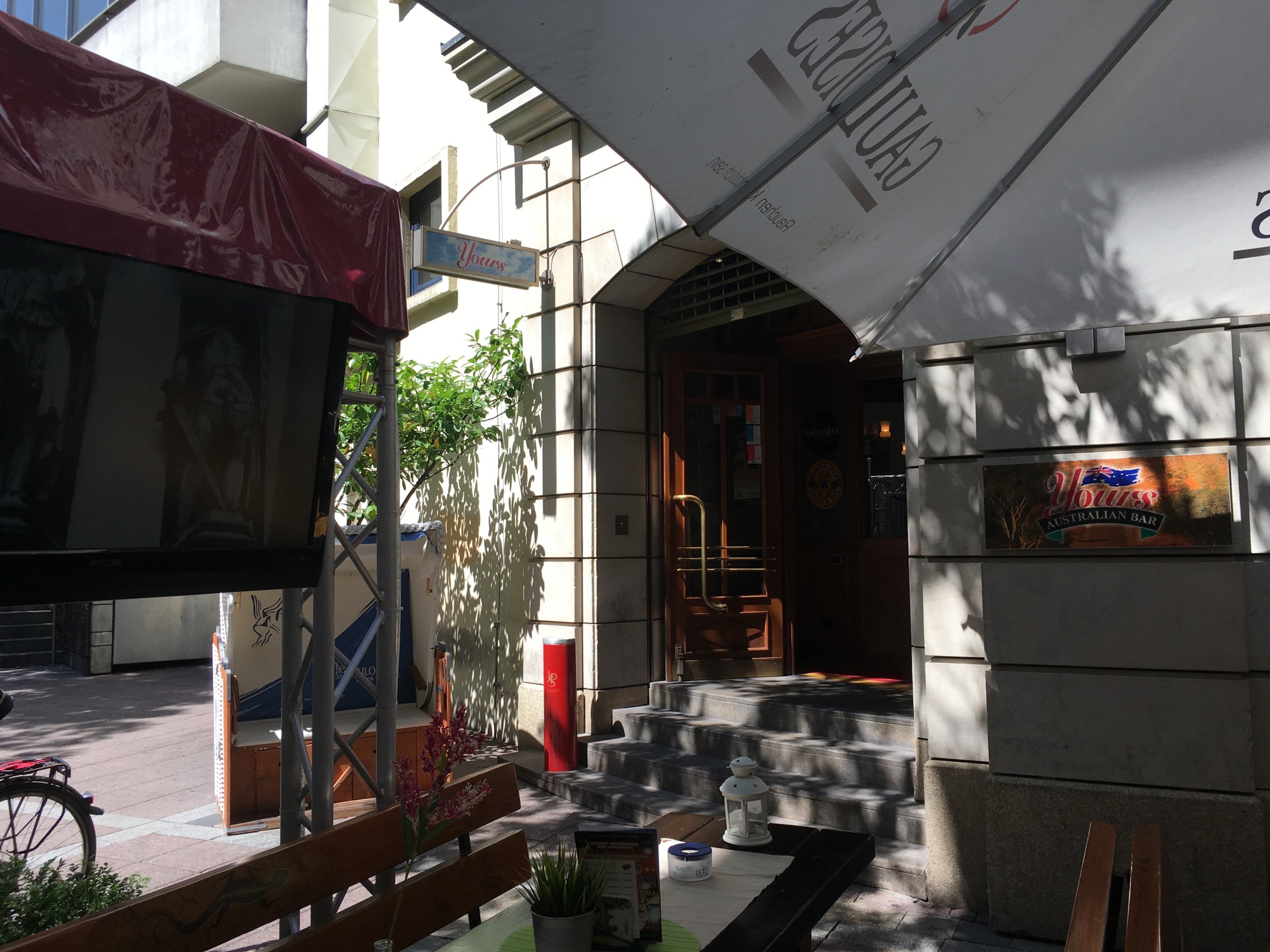 Yours Australian Bar Öffnungszeiten, Rahmhofstraße in Frankfurt am Main